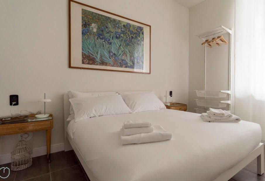 Italianway-Veniero Appartement Milaan Buitenkant foto